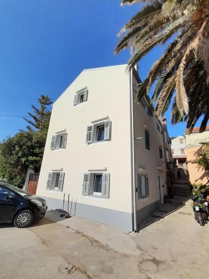 Apartman Tea Mali Lošinj Екстериор снимка
